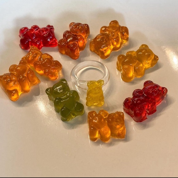 Handmade Glass Ring Juicy Gummy Bear in Pineapple color Size 3 dainty sm haribo - Picture 1 of 4